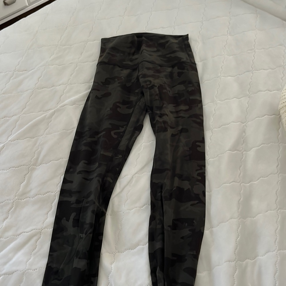 Lulu lemon leggings